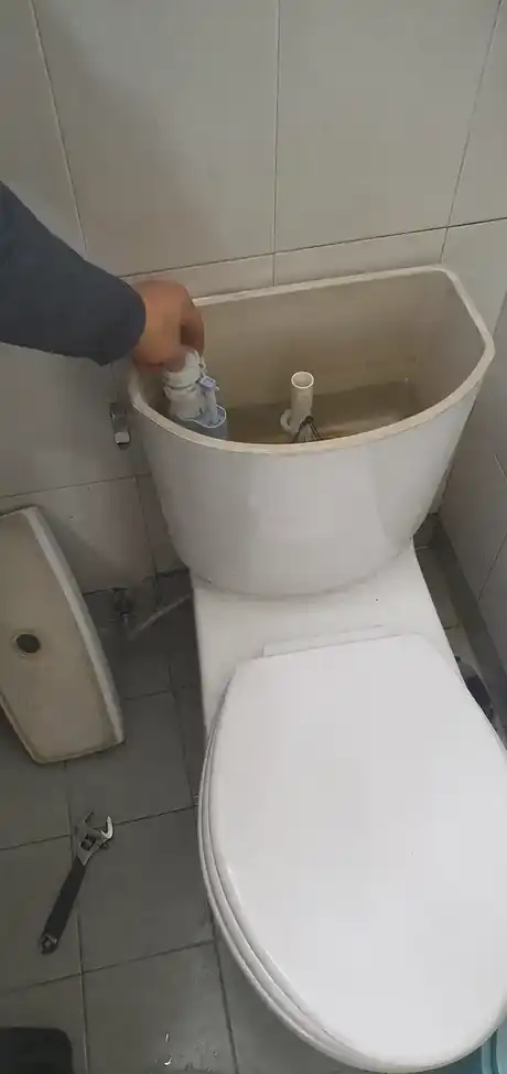 전남 함평군 변기교체 작업 완료